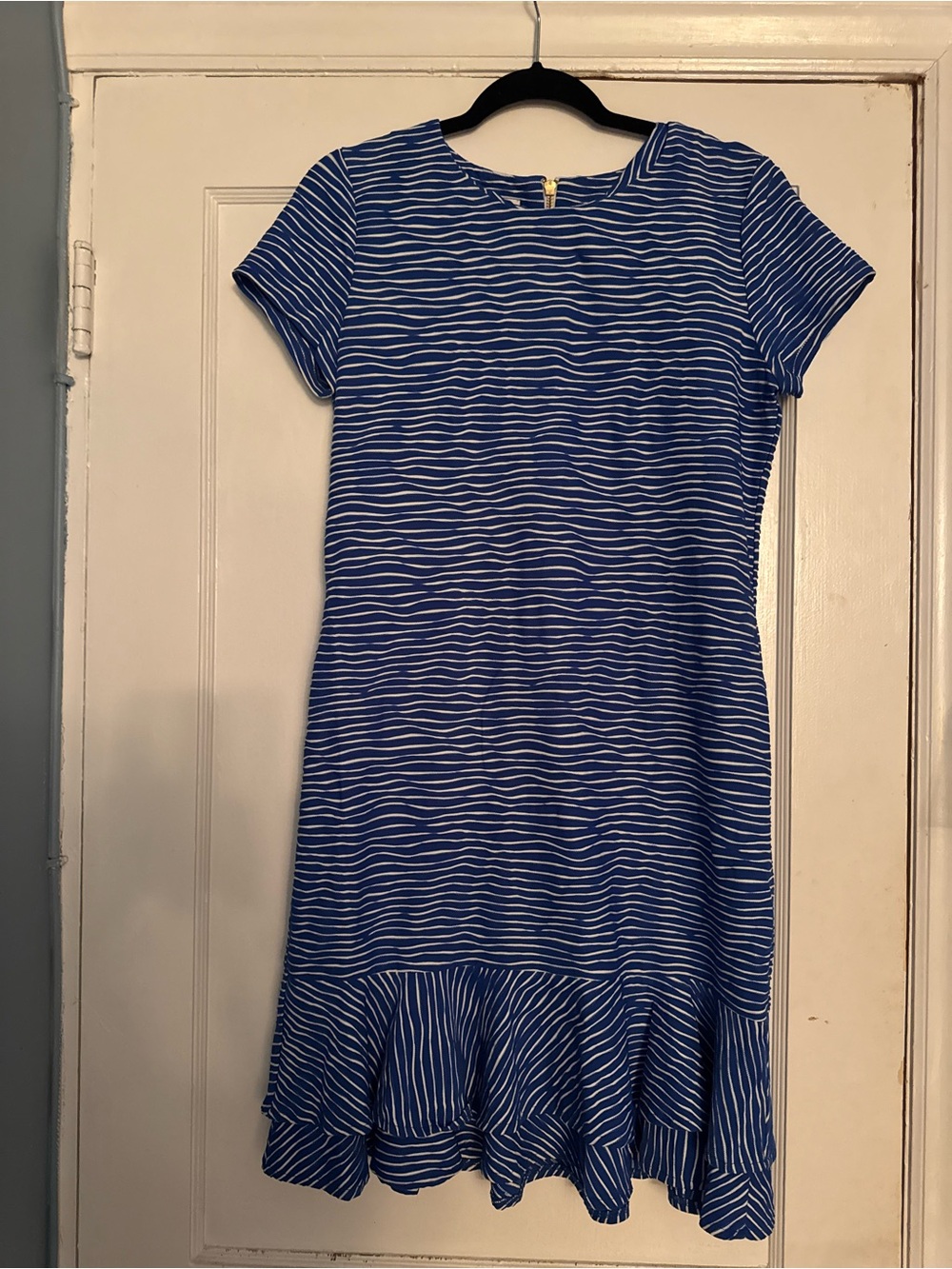 Sara Campbell Blue and White Striped Short-Sleeve Ruffle-Hem Dress  Size M